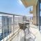 Elegant 3BR with Assistant Room at Harbour Views Tower 1 by Deluxe Holiday Homes - 迪拜