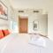 Elegant 3BR with Assistant Room at Harbour Views Tower 1 by Deluxe Holiday Homes - 迪拜