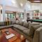 San Lameer Villa 403 - 4 Bedroom Luxury - 8 pax - San Lameer Rental Agency