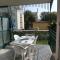 Homely flat with balcony and swimming pool - 比比翁