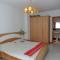 Homely flat with balcony and swimming pool - 比比翁