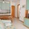 Lovely flat in a residence with pool - Beahost - 比比翁