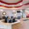 Ramada by Wyndham Sioux Falls Airport - Waterpark Resort & Event Center