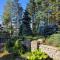 Pinecrest Villa - Castle style living on seaside