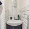 Charming Terraced House in Central Hoylake