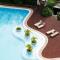 La Mirada Deluxe Suites with Oceanview