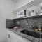 Wonderful Studio with pool and parking at the beach! M31