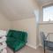 Central Townhouse Wolverhampton - Sleeps 8 - Ideal for Contractors & Families - 伍尔弗汉普顿