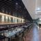 Jin Jiang West Capital International Hotel the Bell and Drum Tower Muslim quarter & Metro Line 6 & indoor swimming pool & self-service free laundry room
