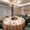 Jin Jiang West Capital International Hotel the Bell and Drum Tower Muslim quarter & Metro Line 6 & indoor swimming pool & self-service free laundry room