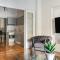 New Huge 5BDR/2bath Apt(+netflix)/1min toAcropolis - Atene