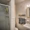 Waterfront Vacation Rental on Lake Mirror!