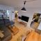 Modernes Appartment für 4 -8 Gäste. - بون