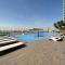Luxury 1 Bedroom Sea View and Infinity Pool - Dubaj