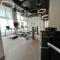Luxury 1 Bedroom Sea View and Infinity Pool - Dubaj