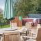 The Granary with Hot Tub