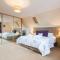 The Granary with Hot Tub