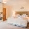 The Granary with Hot Tub