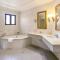 FAM Living - Palm Jumeirah - Beach Villas with Private Pool