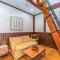 Trekker, Treehouses cabins and lodge rooms