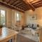 Donato Farmhouse Apartment with shared Pool