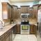 Suite Retreat with Pool Spa Gym and Tennis Court