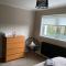 Monthly/ weekly discounts, lovey apartment! - Clydebank