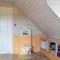 4 Bedroom Nice Home In Bekkjarvik