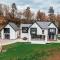 The Loft Studio apartment - above detached new build garage