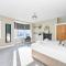 Haydn House Luxurious Retreat - 4 bedroom, 10 guest max, Perfect home away from home