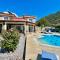 Private Pool - Private 1000m2 Garden, 4 Bedroom - 3 Bathroom - 8 Person, DETACHED Villas, Unlimited WiFi - Free Parking - Fethiye