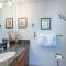 True Ski In Ski Out - Sun-Drenched, Top Floor Condo - Ajax Views, Deck, Garage Parking condo - Теллурайд