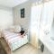 Suitable for small or large families! Duplex allows for one or both sides to be rented!