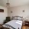 Villa à 100m de la Plage avec Jardin, Terrasse, et Proche Commerces - FR-1-361-95