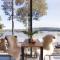 The WonderInn Mirrored Glass Cabin - Wonderinn Delta - Hektner