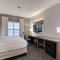 Comfort Suites Milwaukee Airport