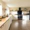 Luxury 5 bedroom house - sleeps 10 - Colkirk