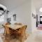 Princes Villa - large fully Self Contained Flat, 5 minutes from the sea