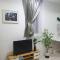 FlexiHome Studio Newly Renovate - 1 Queen 2 Single