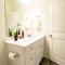 Lavishly Decorated 3-Bedroom Home Near Samsung-Taylor with King-Sized Bed