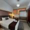 Hostal Atenea - 伊洛