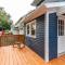 The Akron Retreat: Modern 3-Bedroom Oasis