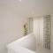 Split Level House in Hongdae - Seul