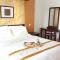 Avila Ketapan Rame Hotel - 塔瓦斯