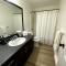 Cozy Lakeview Suite