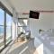 Bat-Galim Beach Apartment