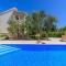 Apartment Tea with private pool