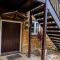 The Old Plough, mix of 1 bed and 3 bed units, rustic charm, super king bed or twins, en-suite, secure parking - Caldecott