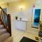 Super King Bed Suite, Executive office, fast WiFi, free parking - St Ives