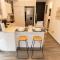 Apartamento moderno 1 habitación y 1 baño, área Cayalá Embajada USA CASH ONLY